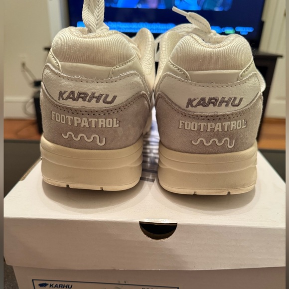 Karhu Legacy 96 x Foot Patrol - Picture 2 of 5